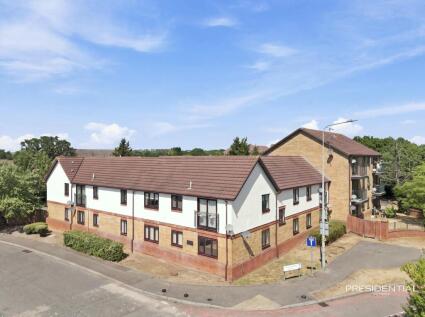 Lamplighters Close, Waltham Abbey, EN9