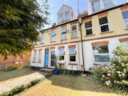 74, Carlton Avenue, Westcliff-on-sea SS0 0QL