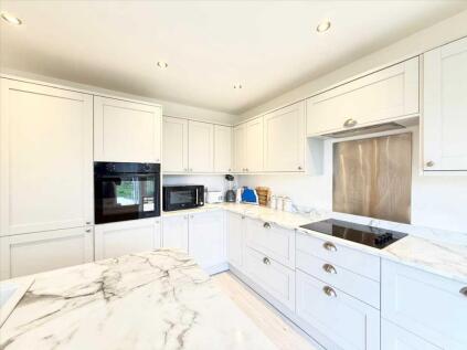 Hudson Crescent, Leigh on Sea, Eastwood, SS9