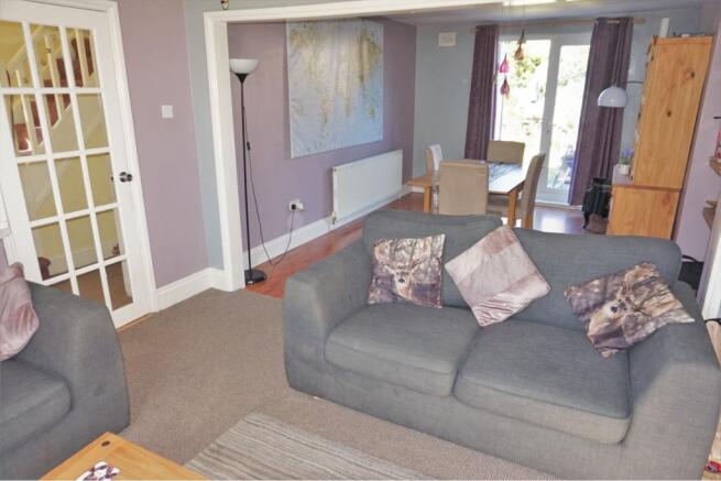 Lounge/Dining Room