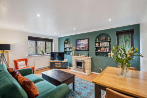 28, The Willows, Rickmansworth WD3 8YY