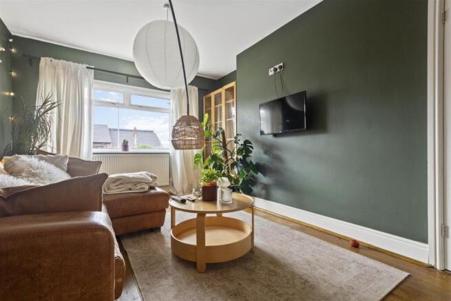2 bed Semi-Detached Bungalow for sale Image 6