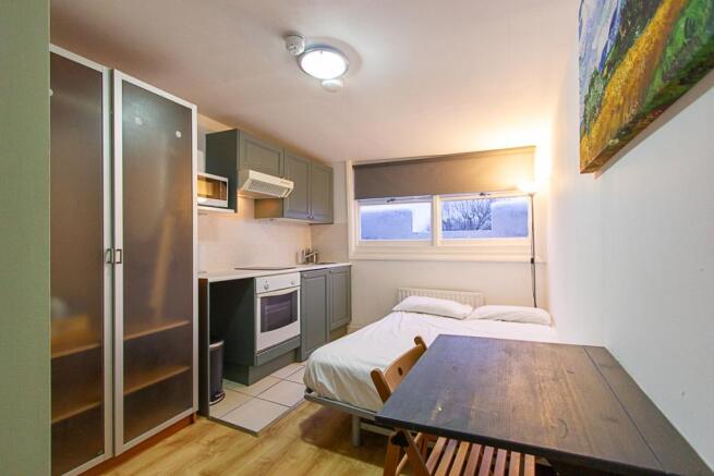 Studio to rent