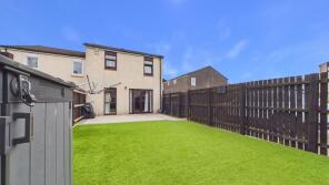 34, Mains Hill, Erskine PA8 7JD