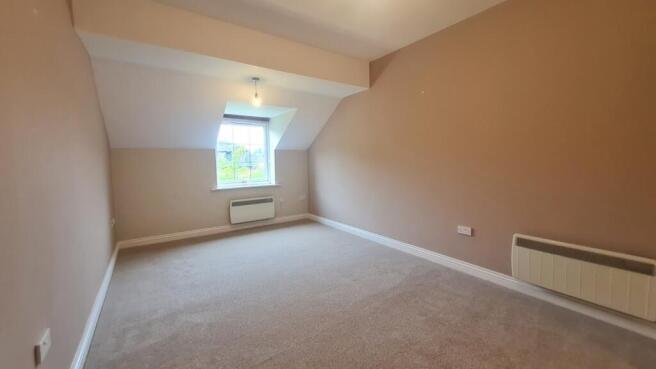 2 bed Flat to rent Image 5