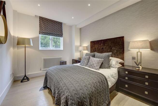 Bedroom, W11