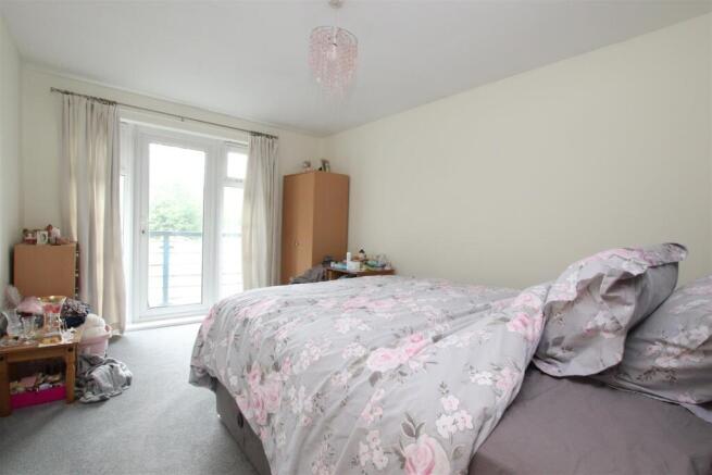 Bedroom.JPG