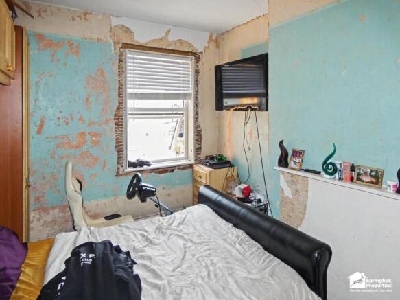 4 bed Terraced for sale Image 6