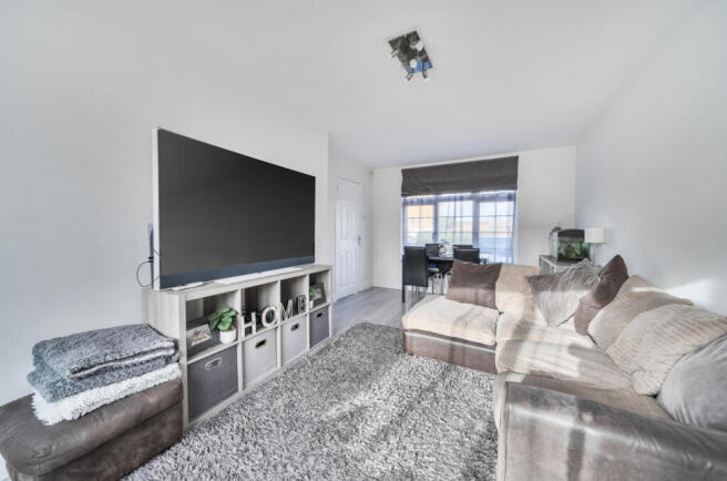 1404713-15-697cd8...