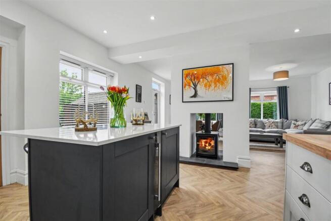 Open plan kitchne