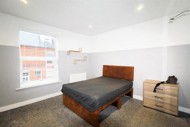 ROOM 3 BED 1 .jpg