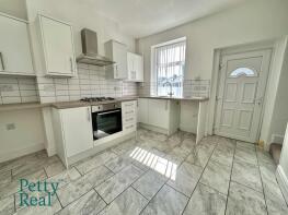 38, Midgley Street, Colne BB8 0HF