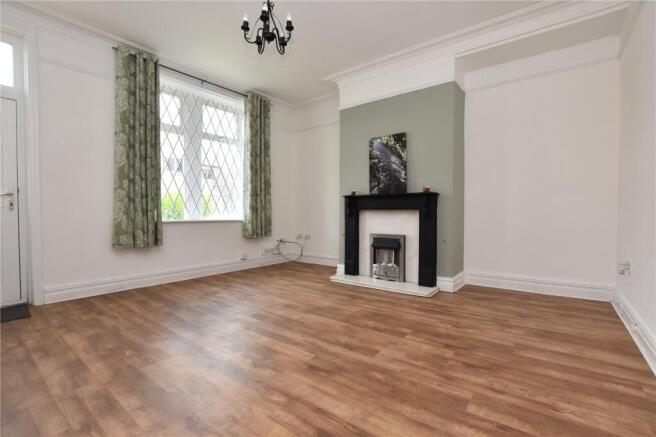 3 bed Terraced for sale Image 4