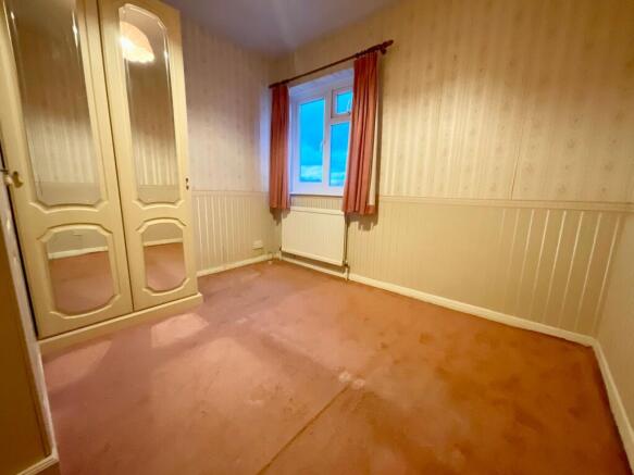 2 bed Flat for sale Image 8