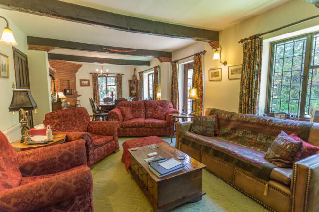 Living Room with fireplace