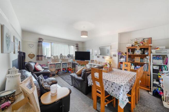 1010 Harrow Road - 7qankNoc0A4Bwt3lvqy4.jpg