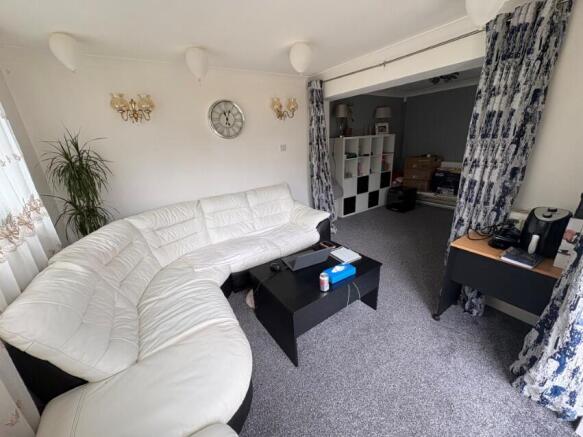 3 bed Detached to rent Image 10