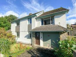 8, Penview Crescent, Helston TR13 8RX