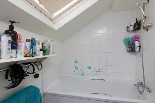 2 bed Semi-Detached for sale Image 9
