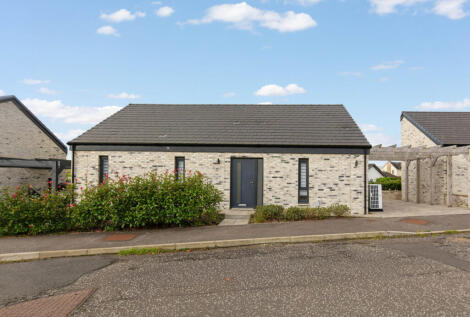 1B Cairndhu Gardens, Helensburgh, G84 8PG