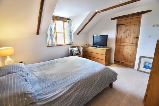 Bedroom 2.jpg