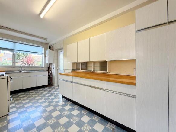 Kitchen/Breakfast Room