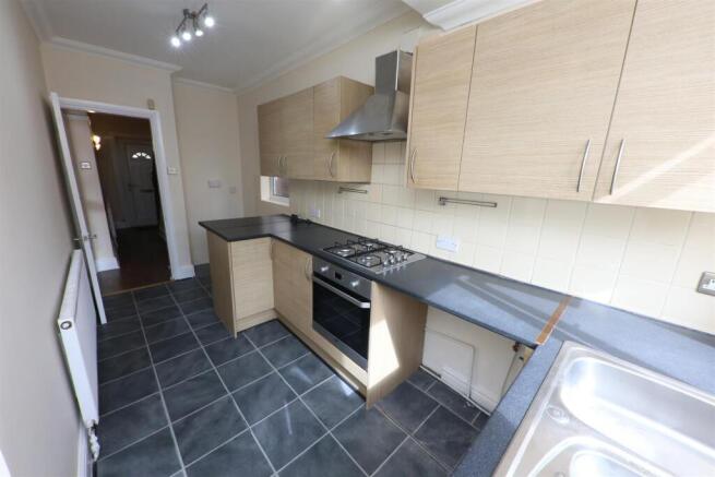 3 bed Semi-Detached for sale Image 10