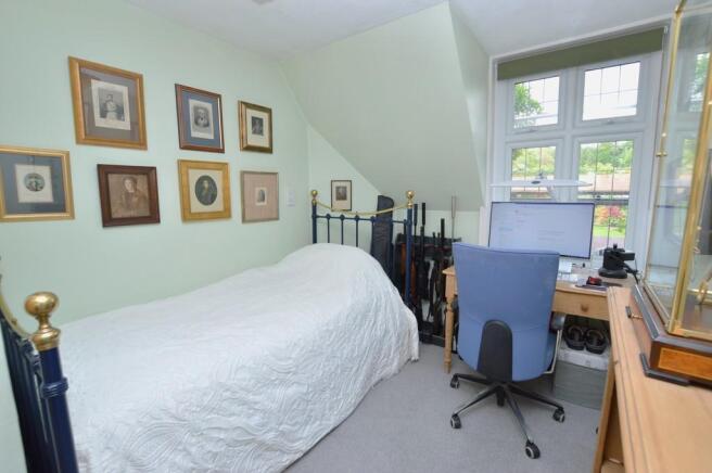 Photo 16