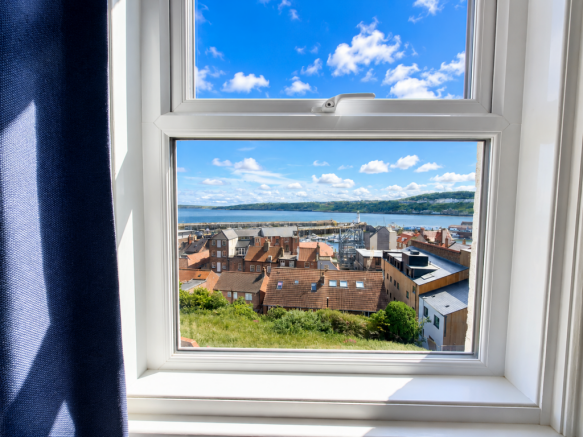 3 bed Terraced for sale Image 10