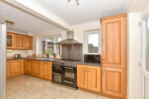 6, South Lea, Ashford TN23 3EH