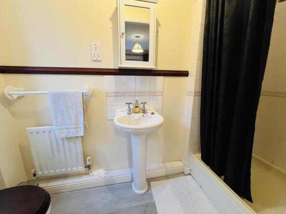 En-suite Bathroom