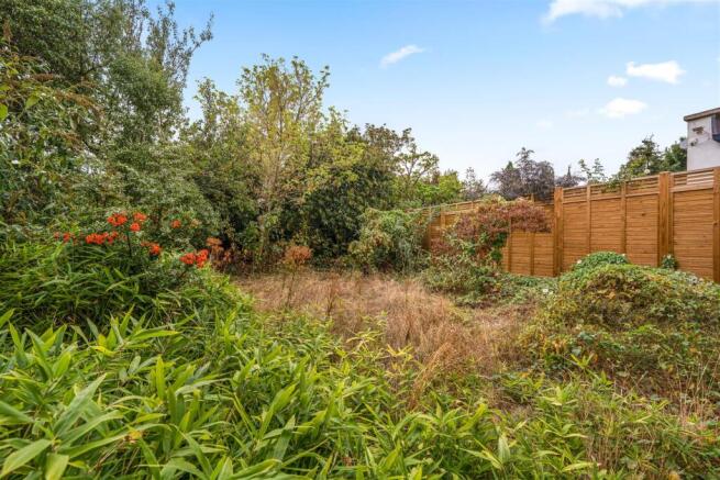 Kinnaird Avenue, W4 - FOR SALE