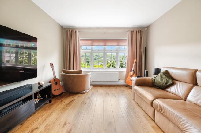 Clos Goch, Pentyrch, CF15 photo 4