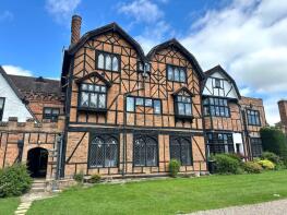 Tudor Court, Commonwood, Kings Langley WD4 9BA