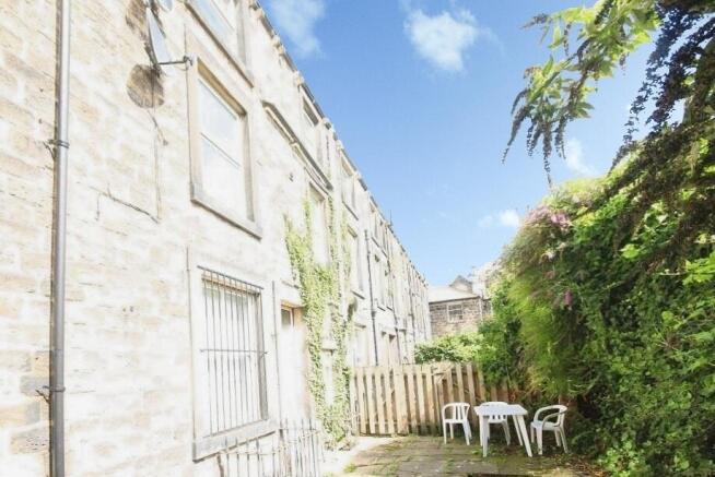 1 bed Flat to rent Image 6