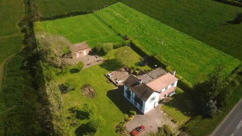 Evesham Road, Fladbury, WR10
