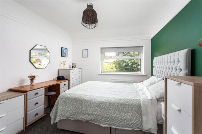 3 bed Terraced for sale Image 9