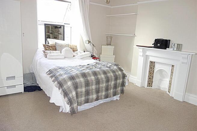 bedroom 2.JPG