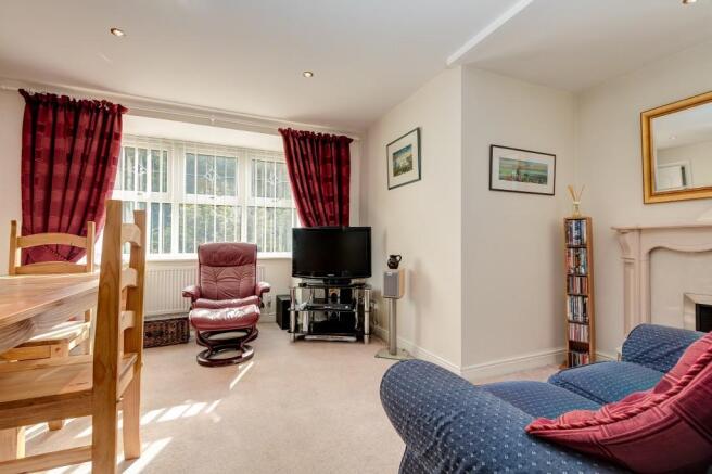 Sitting/Dining Room