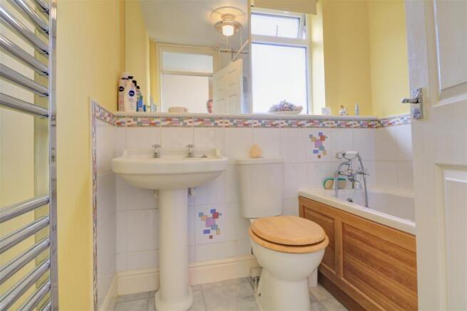 Bathroom.jpg