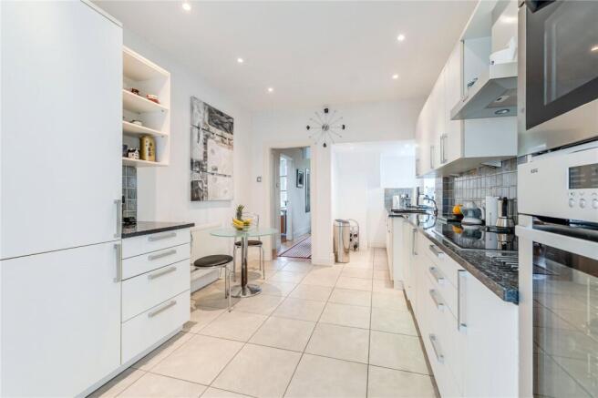 3 bed Detached for sale Image 4