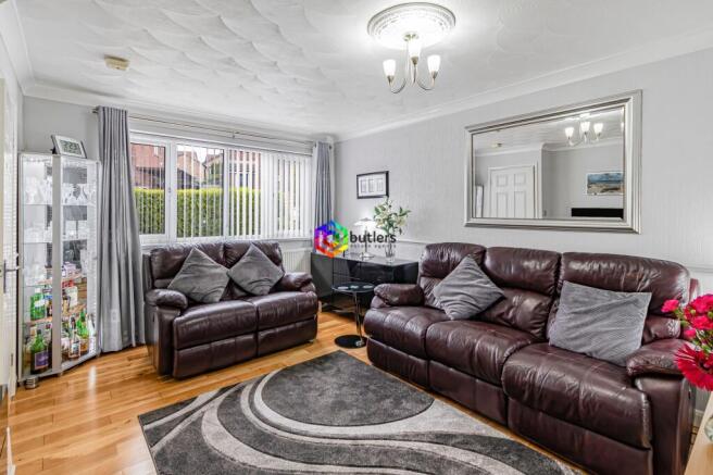 3 bed Detached for sale Image 5