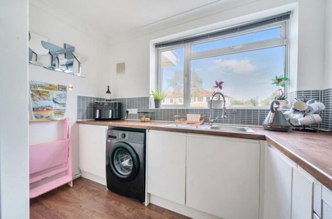 1433678-12-69cbef...