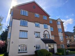 Flat 38, Stuart Court, St Annes Rise, Redhill RH1 1AE