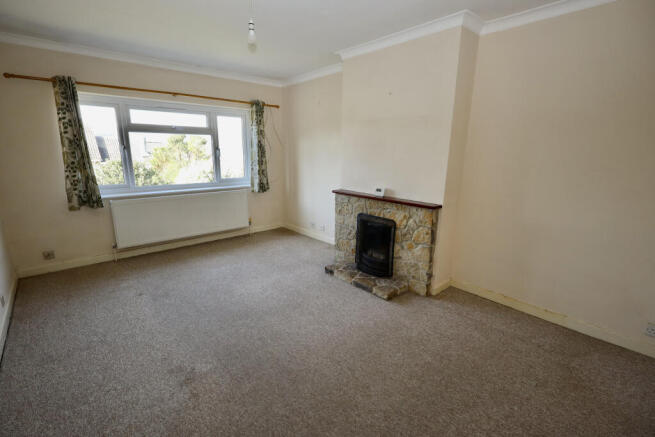 Sitting room with fireplace