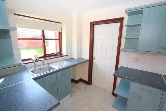 18 Sycamore Gardens Kitchen