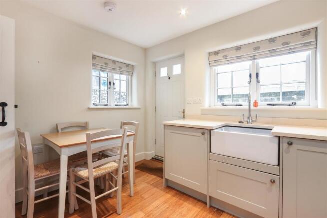 Kitchen Diner2.jpg