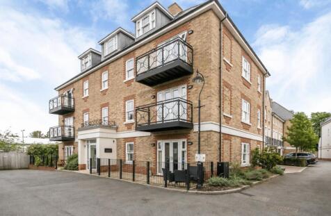 Gillis Square, Putney, SW15