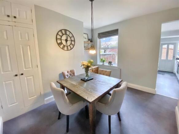 Dining Room.jpg