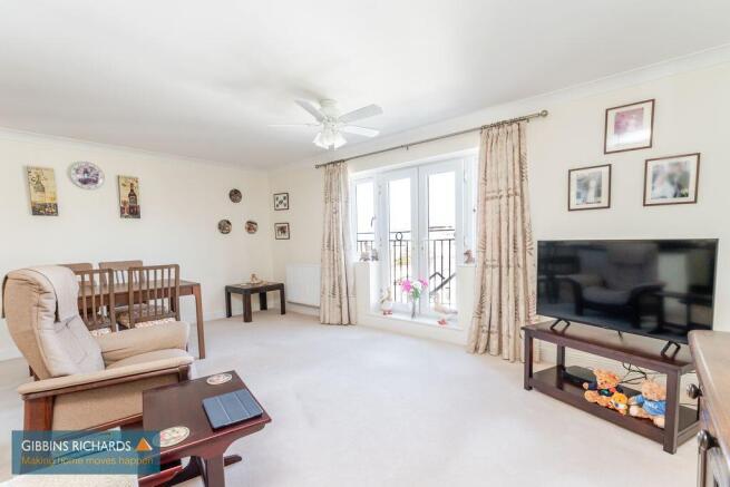 Living/Dining Area